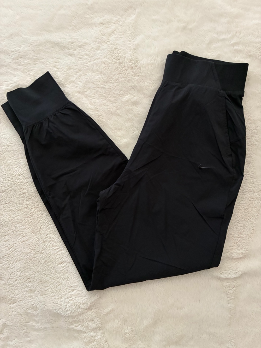 Nike nylon joggers 🔥